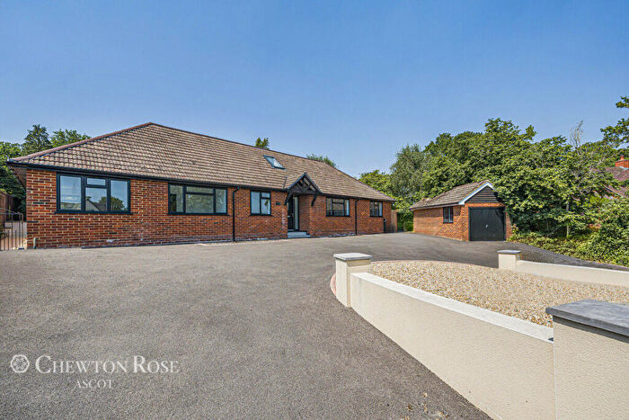 4 Bedroom Chalet For Sale In Terrace Road North, Bracknell, RG42