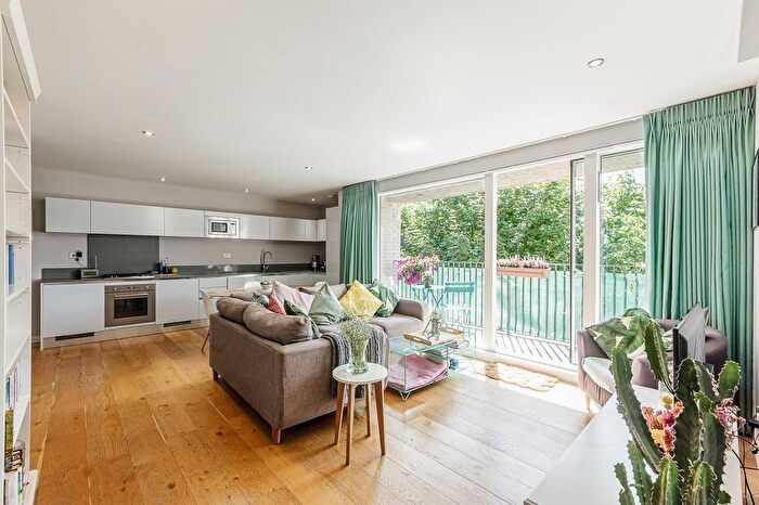 2 Bedroom Flat For Sale In Bernard Apartments, Wastdale Road, Forest Hill, SE23