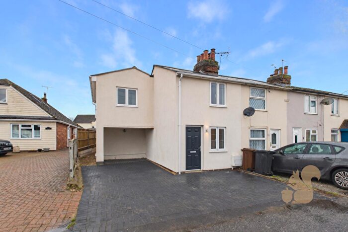3 Bedroom End Of Terrace House For Sale In Fingringhoe Road, Colchester, CO2