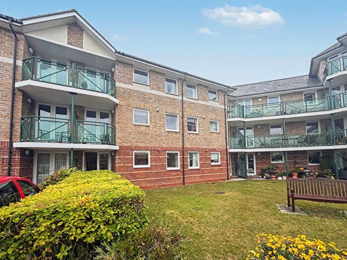 1 Bedroom Property For Sale In Commercial Road, Weymouth, DT4