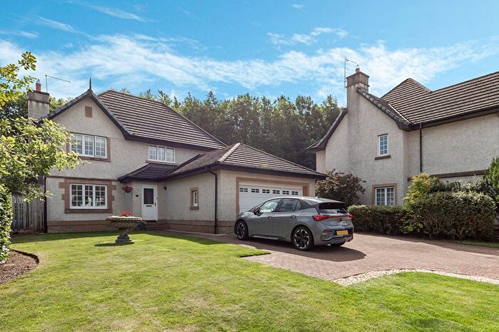 5 Bedroom Detached House For Sale In Barclay Place, Dunblane, FK15
