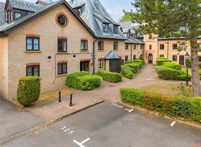 2 Bedroom Apartment For Sale In River Meads, Stanstead Abbotts, SG12