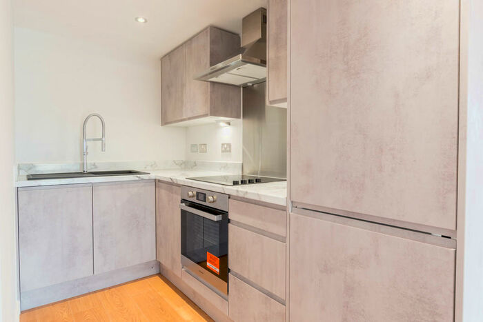 1 Bedroom Apartment To Rent In Block B Victoria Riverside, Leeds City Centre, LS10