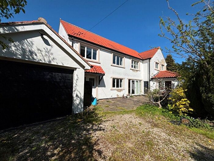 8 Bedroom Detached House For Sale In Lunnsfield Lane, Fairburn, Knottingley, WF11