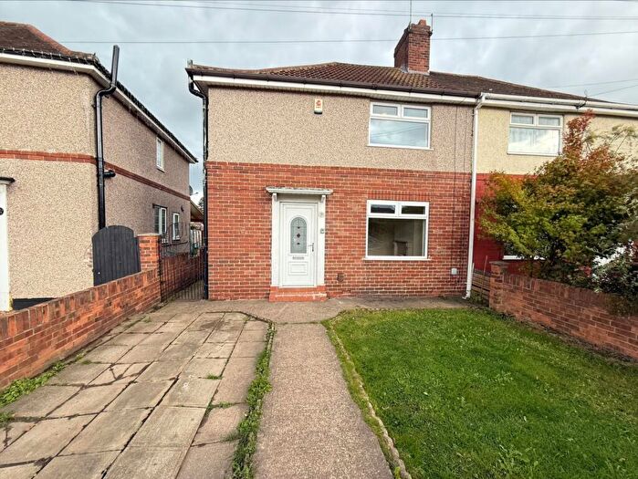 3 Bedroom Semi Detached House To Rent In Cumberland Avenue, Doncaster, South Yorkshire, DN2