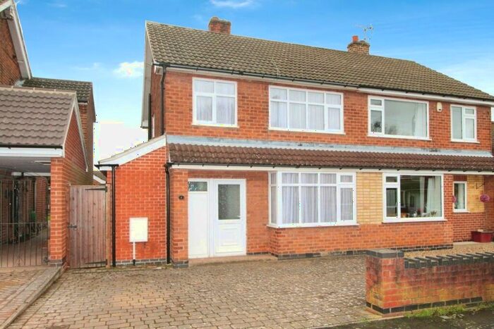 3 Bedroom Semi-Detached House To Rent In Perran Avenue, Whitwick, Coalville, Leicestershire, LE67
