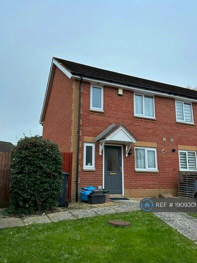 2 Bedroom End Of Terrace House To Rent In Sandburrows Walk, Bristol, BS13