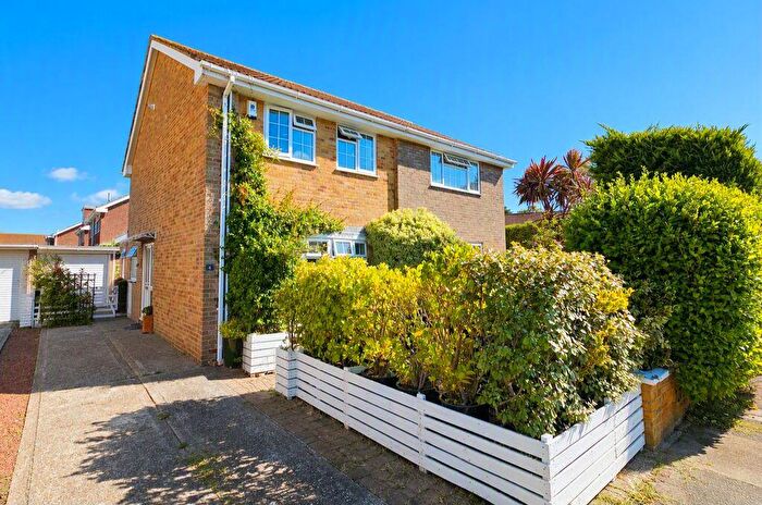 3 Bedroom Semi-Detached House For Sale In Spencer Drive, Lee-On-The-Solent, PO13