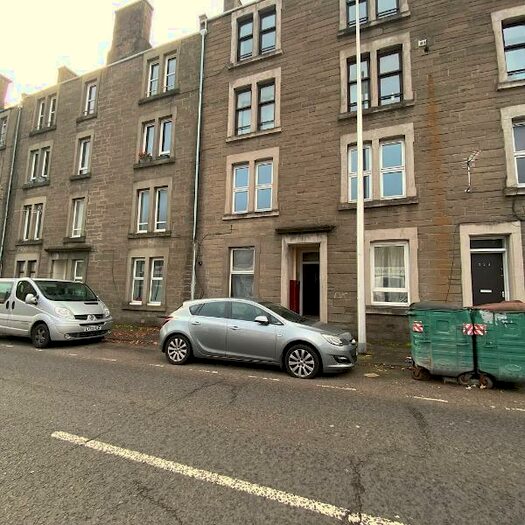 1 Bedroom Flat To Rent In Strathmore Avenue, Hilltown, Dundee, DD3