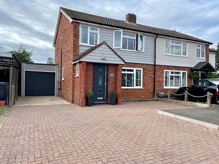 3 Bedroom Semi-Detached House For Sale In Hawkwood Road, Sible Hedingham, CO9