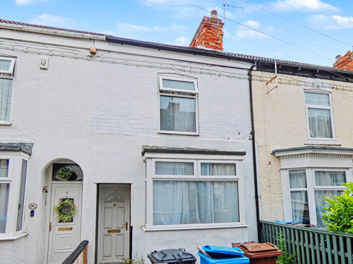 2 Bedroom Terraced House For Sale In Roland Avenue, Arthur Street, Hull, HU3