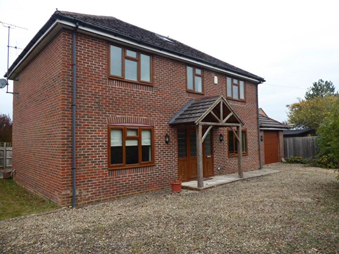 4 Bedroom Detached House To Rent In Honey Lane, Cholsey, Wallingford, Oxfordshire, OX10