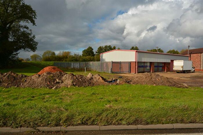 Property For Sale In Snaith Road, Rawcliffe, DN14