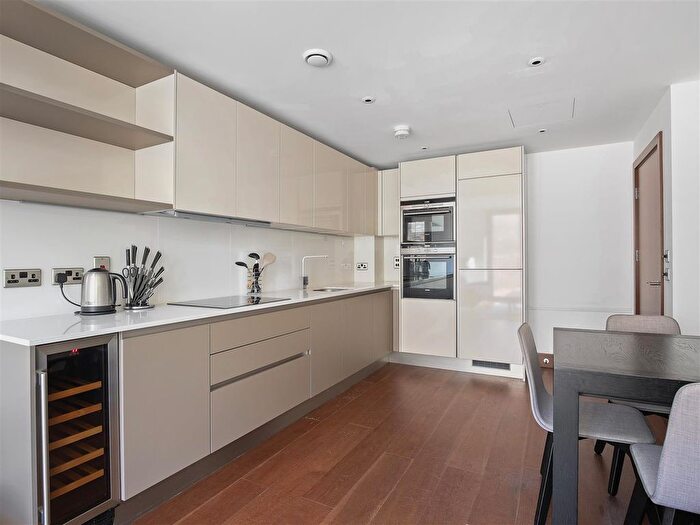 1 Bedroom Flat For Sale In - Fetter Lane, London, EC4A - Photo 3