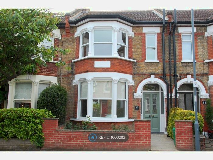 3 Bedroom Terraced House To Rent In Halstead Road, London, E11
