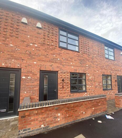 2 Bedroom House To Rent In Oxford Street, Rugby, CV21