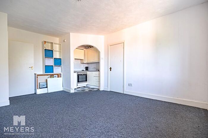 1 Bedroom Flat To Rent In Westbrook Court, Christchurch Road, Bournemouth, BH1