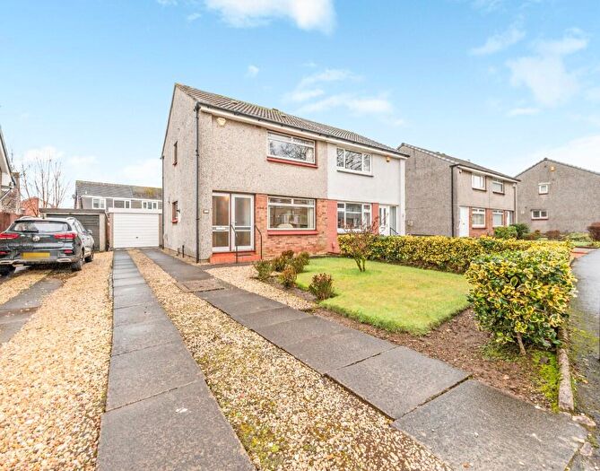 2 Bedroom Semi-Detached House For Sale In Buchanan Avenue, Bishopton, Renfrewshire, PA7