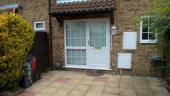 1 Bedroom Terraced House To Rent In Carters Close, Stevenage, SG2
