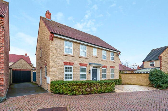 4 Bedroom Detached House For Sale In Nursery End, Stanford In The Vale, Faringdon, Oxfordshire, SN7