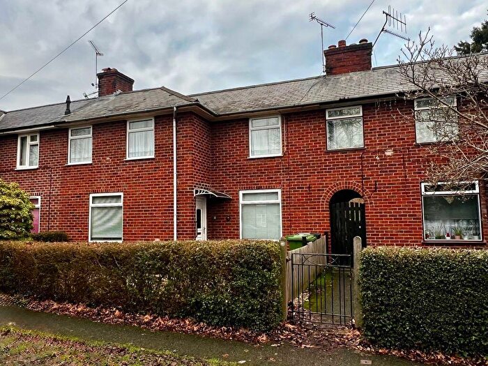 3 Bedroom Terraced House For Sale In Oak Drive, Acton, Wrexham, LL12
