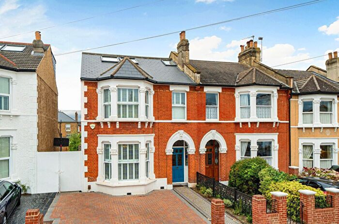 4 Bedroom End Terrace House For Sale In Minard Road, London, SE6