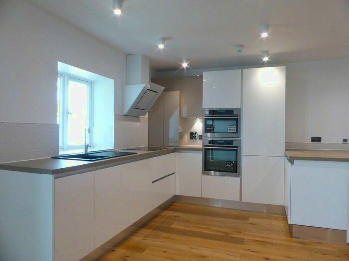 2 Bedroom Flat To Rent In Florence Road -, P15