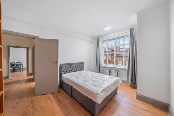1 Bedroom Flat To Rent In Quebec Court, Seymour Street, London, W1H