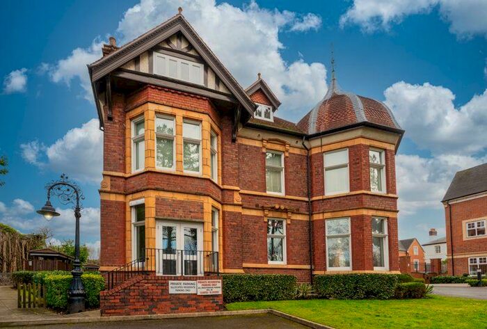 1 Bedroom Flat To Rent In Hagley Road, Oldswinford, DY8