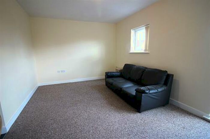 2 Bedroom Apartment For Sale In Queens Road, Chester, CH1
