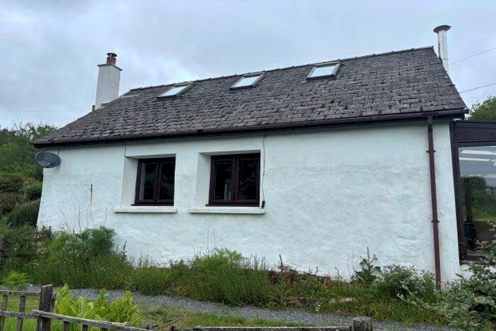2 Bedroom Cottage To Rent In Blaenycoed, Carmarthen, SA33