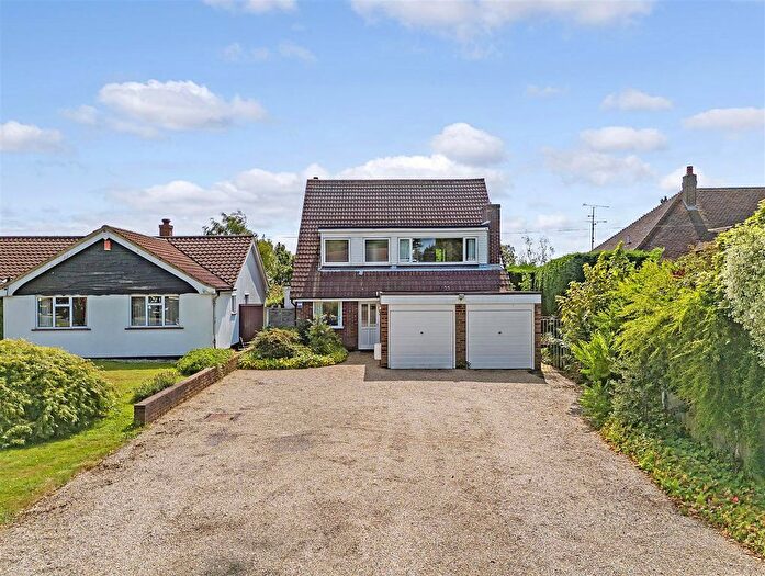 4 Bedroom Detached House For Sale In Nine Ashes Road, Nine Ashes, Ingatestone, CM4