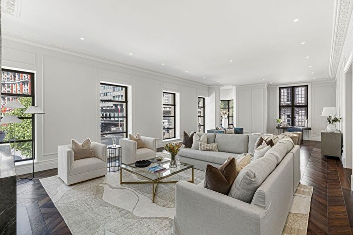 4 Bedroom Flat For Sale In William Street, Knightsbridge, London, United Kingdom, Knightsbridge, SW1X