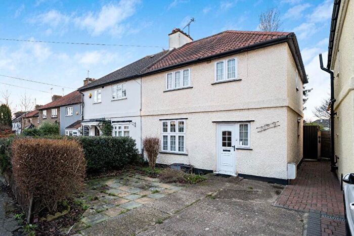 3 Bedroom Semi Detached House For Sale In Highfield Road, Woodford Green, Essex, IG8