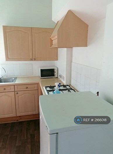 2 Bedroom Flat To Rent In Redland, Bristol, BS6