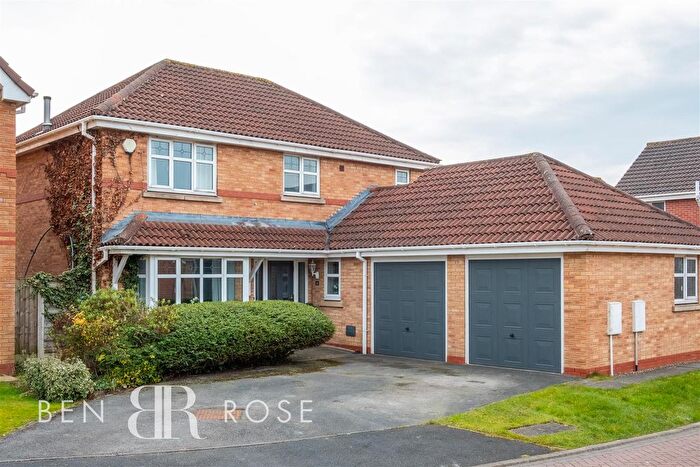 4 Bedroom Detached House For Sale In Little Close, Farington Moss, Leyland, PR26