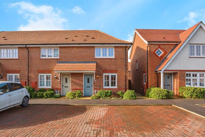 2 Bedroom End Of Terrace House For Sale In Chervil Drive, Chichester, PO20