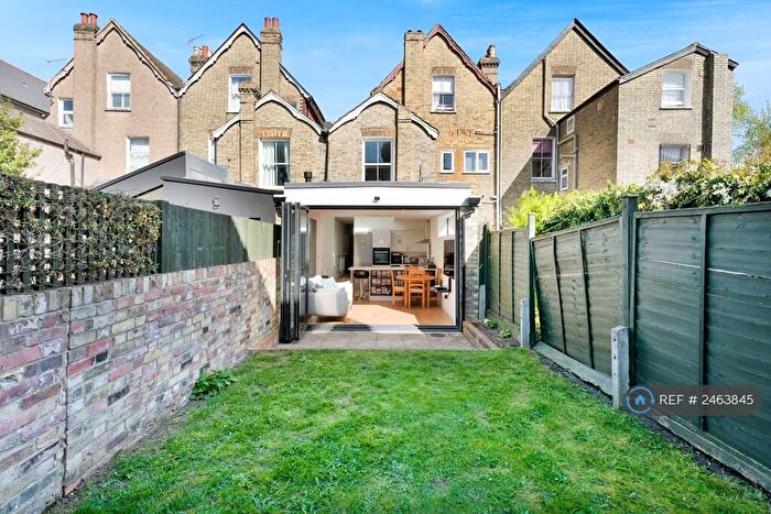 2 Bedroom Terraced House To Rent In Oakfield Road, London, N4