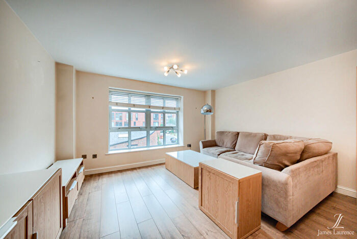 2 Bedroom Apartment For Sale In Point, George Street, Jewellery Quarter, B3