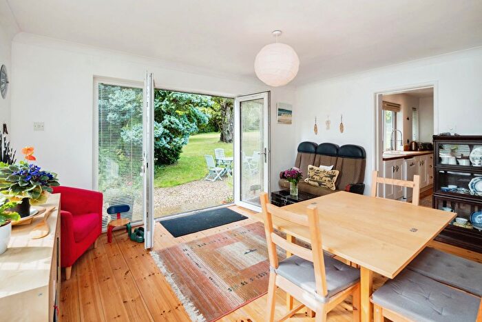 4 Bedroom Bungalow For Sale In Rectory Close, Etchingham Road, Burwash, Etchingham, TN19