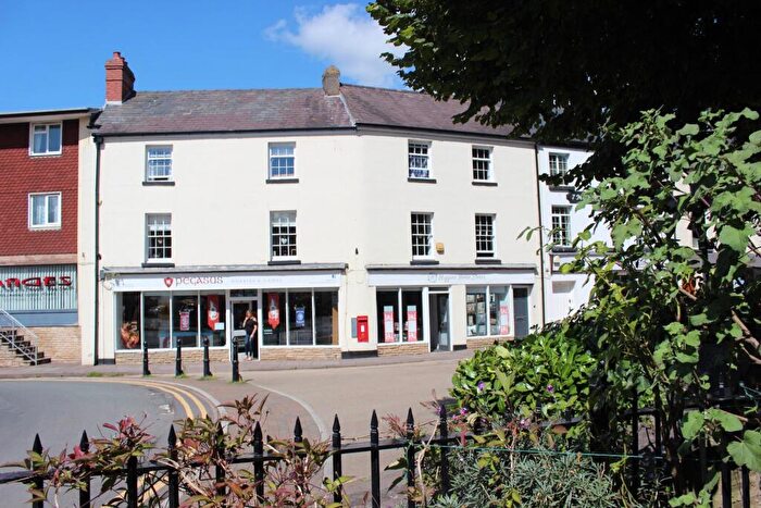 1 Bedroom Flat To Rent In St Thomas Square, Monmouth, NP25