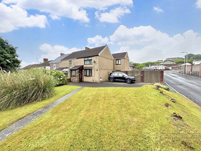 2 Bedroom End Of Terrace House For Sale In Llangyfelach Road, Treboeth, Swansea, City And County Of Swansea., SA5