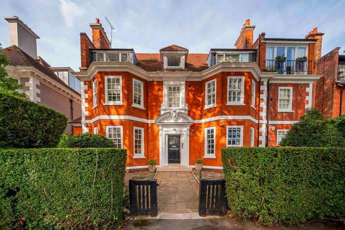 1 Bedroom Flat To Rent In Elsworthy Road, Primrose Hill, London, NW3