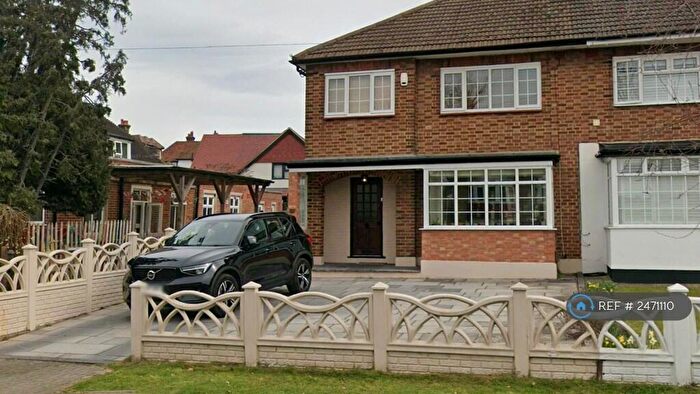 3 Bedroom Semi-Detached House To Rent In Coney Hill Road, West Wickham, BR4