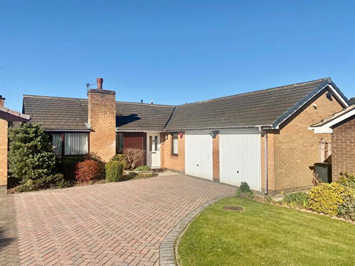 3 Bedroom Bungalow For Sale In Warren Park, Brighouse, HD6