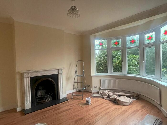 3 Bedroom Semi-Detached House To Rent In Blenheim Road, Harrow, Greater London, HA2