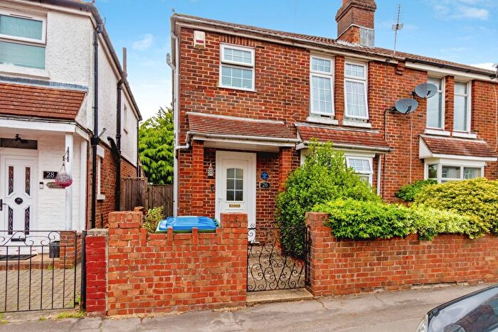 3 Bedroom Semi Detached House For Sale In Sandown Road, Southampton, Hampshire, SO15