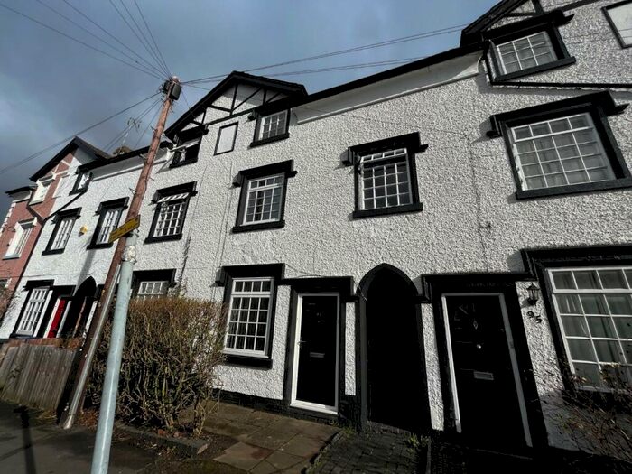 3 Bedroom Town House To Rent In Northfield Road, Harborne, Birmingham, B17