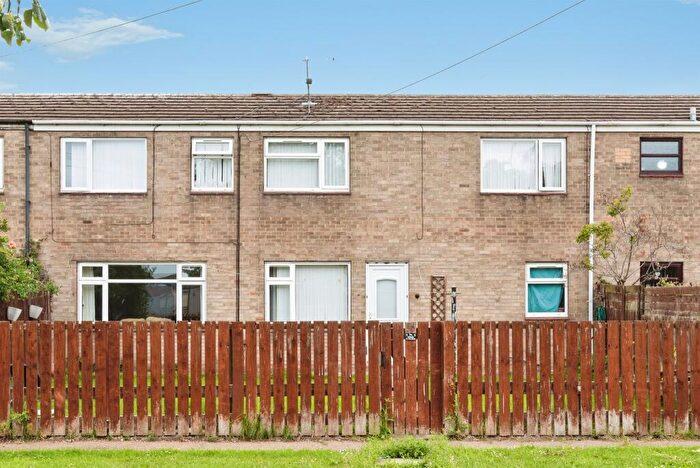 4 Bedroom Terraced House For Sale In Axminster Close, Bransholme, Hull, HU7
