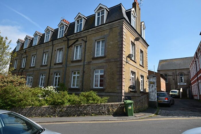 2 Bedroom Flat To Rent In Church Hill, Newhaven, BN9
